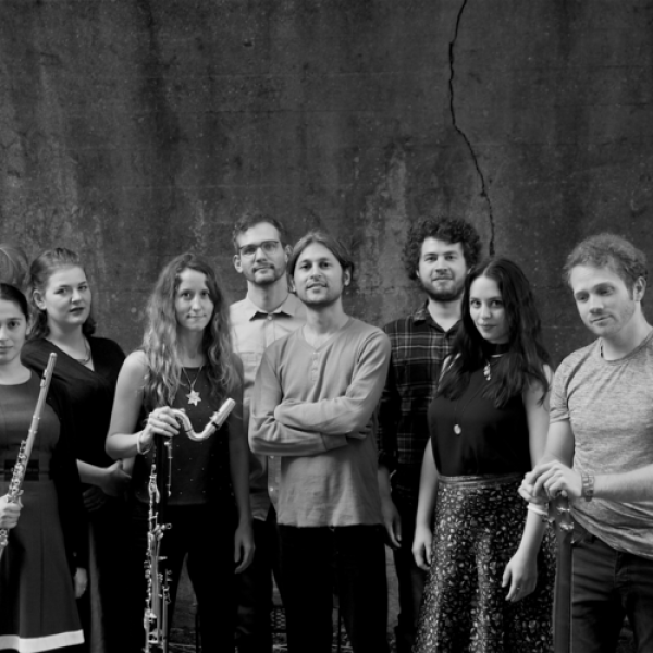 Fonema Consort members, black and white