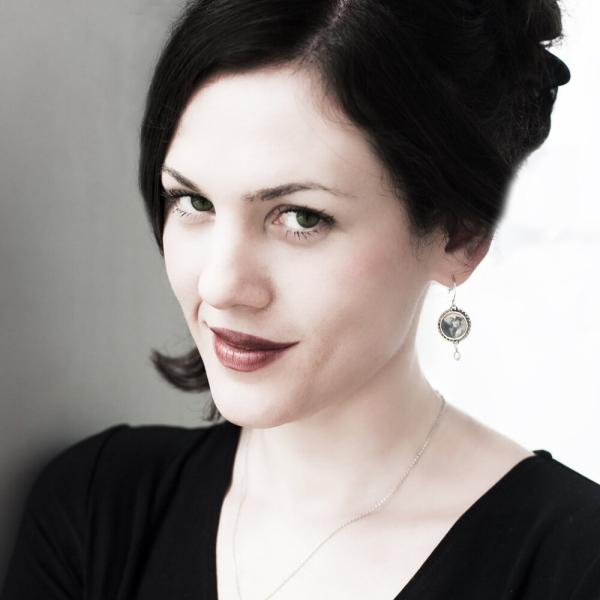 Rachel DeWoskin headshot